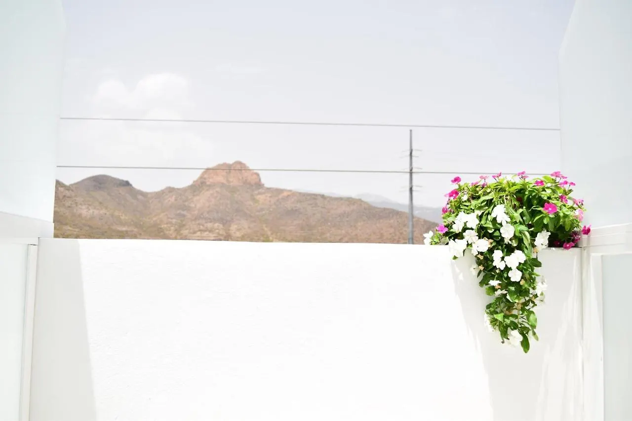 Hostel Neon Tenerife Guaza 0*,  Spanje