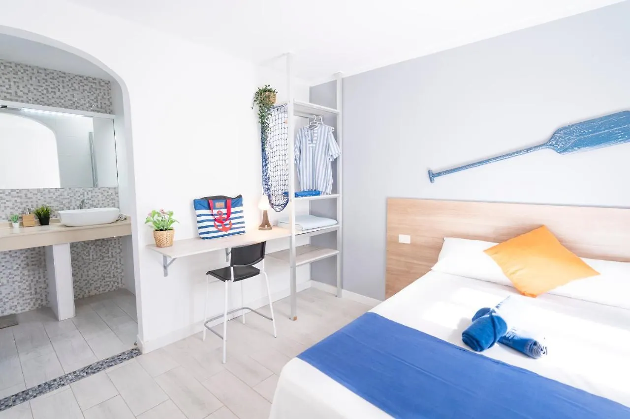 Hostel Neon Tenerife Guaza 0*,