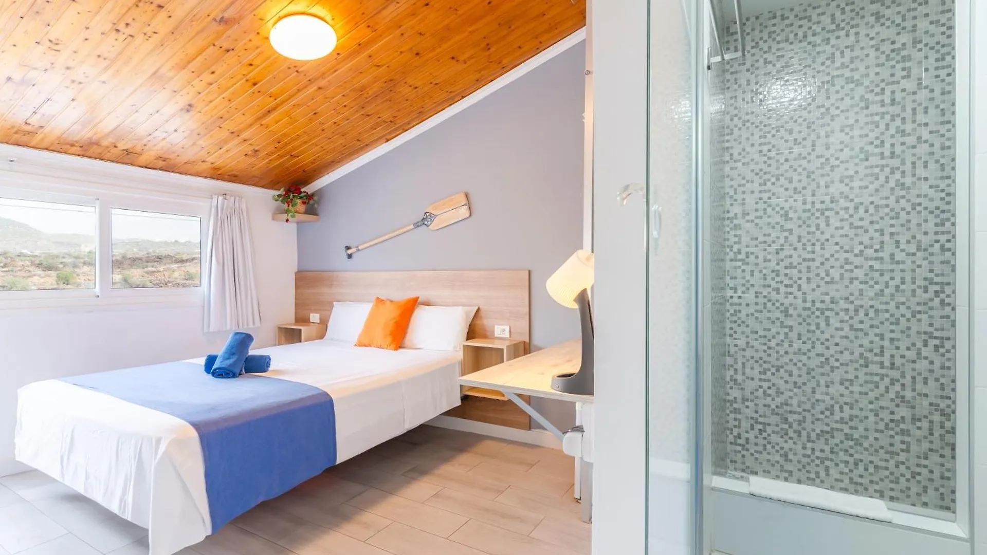Gasthuis Hostel Neon Tenerife Guaza Spanje