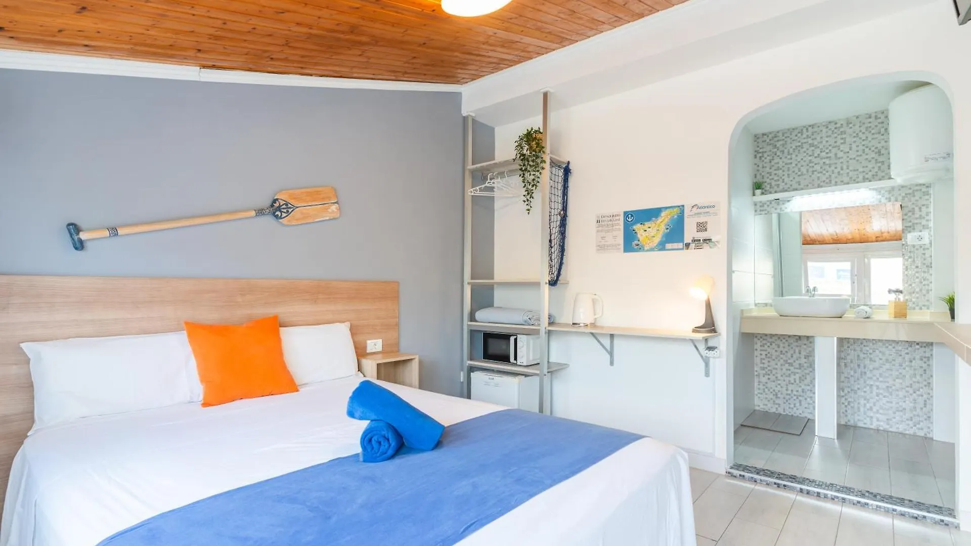 Gasthuis Hostel Neon Tenerife Guaza